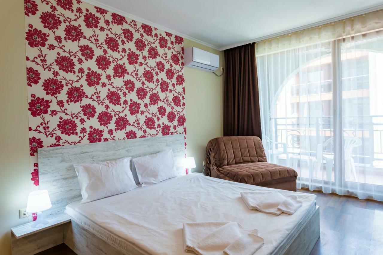 Rose Gardens Apart Hotel Pomorie Luaran gambar