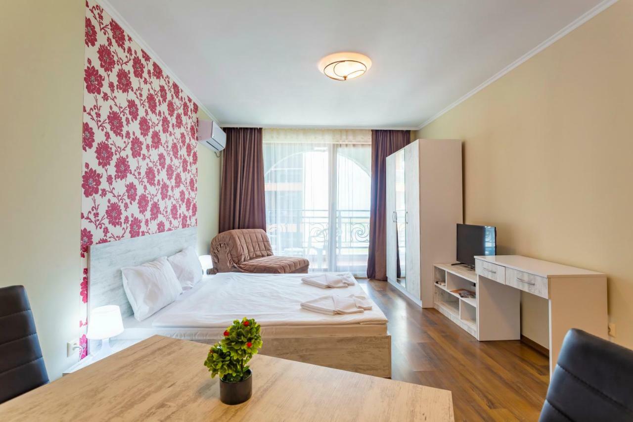 Rose Gardens Apart Hotel Pomorie Luaran gambar